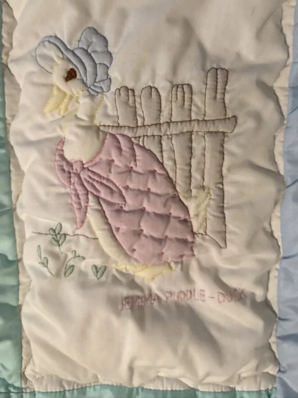 Vintage Beatrix Potter Peter Rabbit Baby Crib Comforter Colorblock Pastel Lace